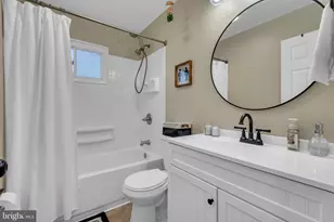 828 Barbara Ct N, Glen Burnie, MD 21060 - Photo 17