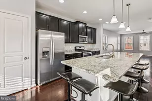 7523 Holly Ridge Dr, Glen Burnie, MD 21060 - Photo 3