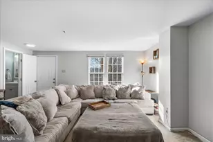 2447 Bolton Ln, Crofton, MD 21114 - Photo 5