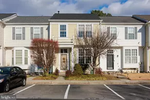 216 Arcadia Shores Cir, Odenton, MD 21113 - Photo 1