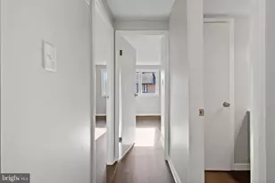 558 Glen Ct, Glen Burnie, MD 21061 - Photo 9