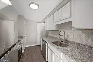 558 Glen Ct, Glen Burnie, MD 21061 - Photo 7