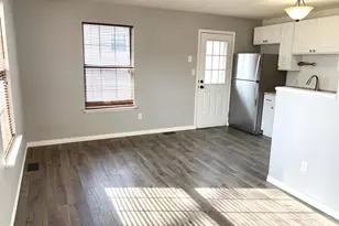 808 207th St, Pasadena, MD 21122 - Photo 7