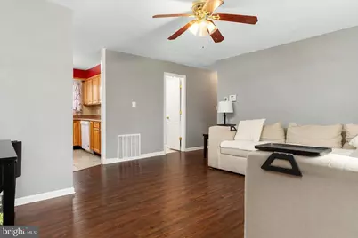 711 Holly Avenue, Pasadena, MD 21122 - Photo 5