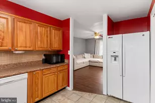 711 Holly Ave, Pasadena, MD 21122 - Photo 9