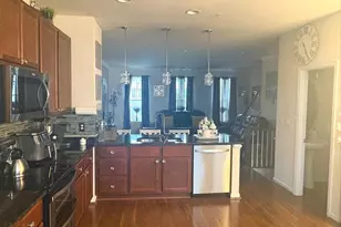 7819 Five Oaks Ct, Glen Burnie, MD 21061 - Photo 5