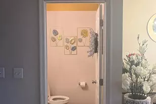 7819 Five Oaks Ct, Glen Burnie, MD 21061 - Photo 9