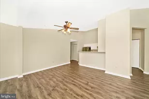 2406 Autumn Harvest Ct, Odenton, MD 21113 - Photo 17