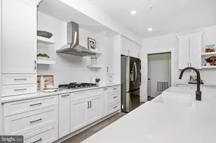 8308 Patience Ln, Millersville, MD 21108 - Photo 17