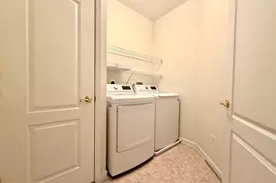 8615 Wandering Fox Trail, Odenton, MD 21113 - Photo 17