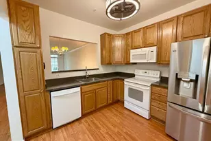 8615 Wandering Fox Trail, Odenton, MD 21113 - Photo 3