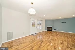 208 Water Fountain Ct, Glen Burnie, MD 21060 - Photo 9