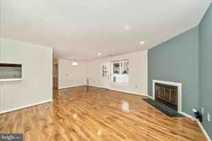 208 Water Fountain Ct, Glen Burnie, MD 21060 - Photo 5