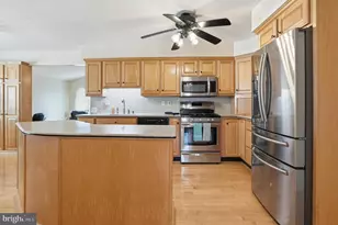 759 Sunnyfield Ln, Baltimore, MD 21225 - Photo 7