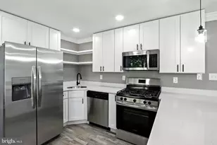 310 Audrey Ave, Baltimore, MD 21225 - Photo 11