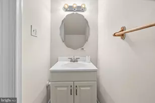 6454 Continental Dr, Glen Burnie, MD 21061 - Photo 19