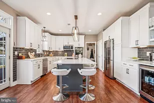 3325 Glebe Dr, Edgewater, MD 21037 - Photo 5