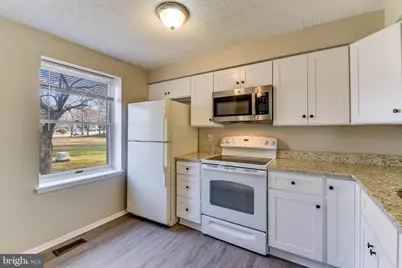 7946 Sutherland Court, Pasadena, MD 21122 - Photo 11