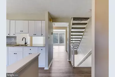 7946 Sutherland Court, Pasadena, MD 21122 - Photo 13