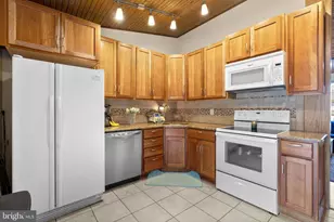 539 Greenblades Ct, Arnold, MD 21012 - Photo 9