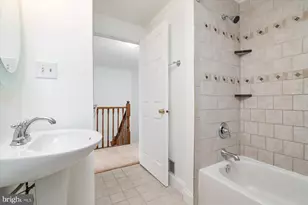 725 Dayspring Dr, Odenton, MD 21113 - Photo 27