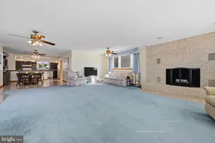 352 Riverside Dr, Pasadena, MD 21122 - Photo 9