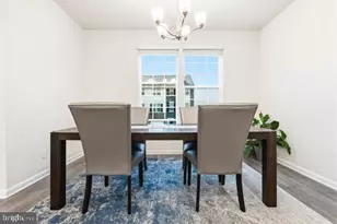 1833 Roslynhill Trl, Odenton, MD 21113 - Photo 11