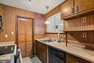 1412 Houghton Rd, Glen Burnie, MD 21061 - Photo 9