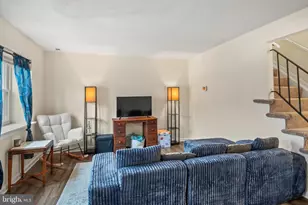 6419 Lamplighter Ridge, Glen Burnie, MD 21061 - Photo 3