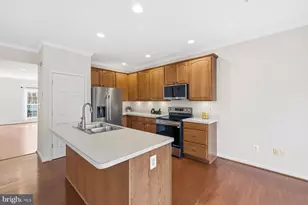 2640 Streamview Dr, Odenton, MD 21113 - Photo 15