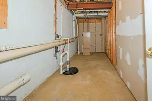 1306 Persimmontree Ct, Crofton, MD 21114 - Photo 53