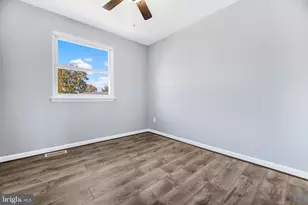 421 Gatewood Ct, Glen Burnie, MD 21061 - Photo 11