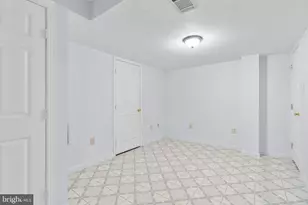 2246 Canteen Cir, Odenton, MD 21113 - Photo 33