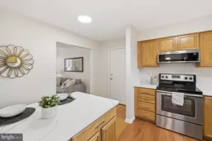 807 Eastern Point Rd, Annapolis, MD 21401 - Photo 9