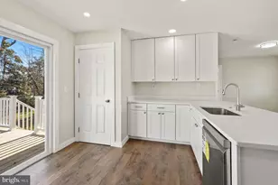 1546 Ridgely Dr, Edgewater, MD 21037 - Photo 17