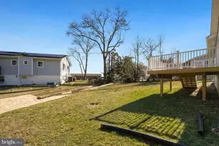 1546 Ridgely Dr, Edgewater, MD 21037 - Photo 47