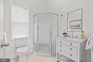 133 Lake View Dr, Annapolis, MD 21403 - Photo 17