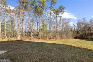 614 N Shore Dr, Glen Burnie, MD 21060 - Photo 57