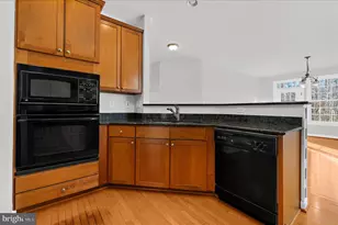 614 N Shore Dr, Glen Burnie, MD 21060 - Photo 17