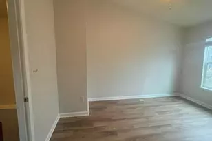 225 Foxmanor Ln, Glen Burnie, MD 21061 - Photo 5