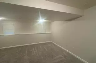 225 Foxmanor Ln, Glen Burnie, MD 21061 - Photo 15