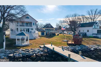 7526 Rock Creek Way, Pasadena, MD 21122 - Photo 17