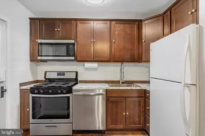 211 Georgia Avenue NE, Glen Burnie, MD 21060 - Photo 3