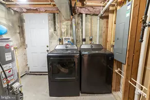 407 Old Riverside Rd, Baltimore, MD 21225 - Photo 17