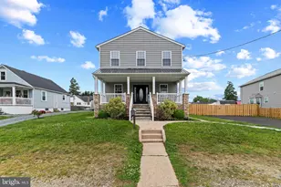 8424 Smallwood Ct, Pasadena, MD 21122 - Photo 3