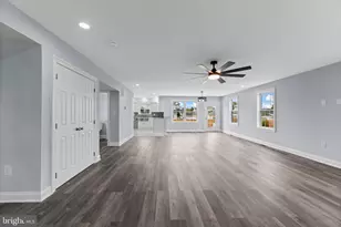 8424 Smallwood Ct, Pasadena, MD 21122 - Photo 5