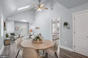 212 Spruce Ave, Edgewater, MD 21037 - Photo 9