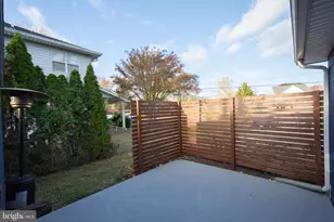 221 Beverley Ave, Edgewater, MD 21037 - Photo 11