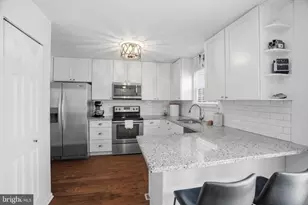 7800 Titan Ct, Pasadena, MD 21122 - Photo 13