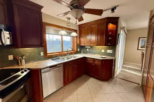 2 President Point Dr, Annapolis, MD 21403 - Photo 5